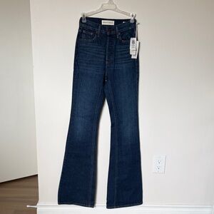 Denim Forum • Marianne • Nightfall • 23